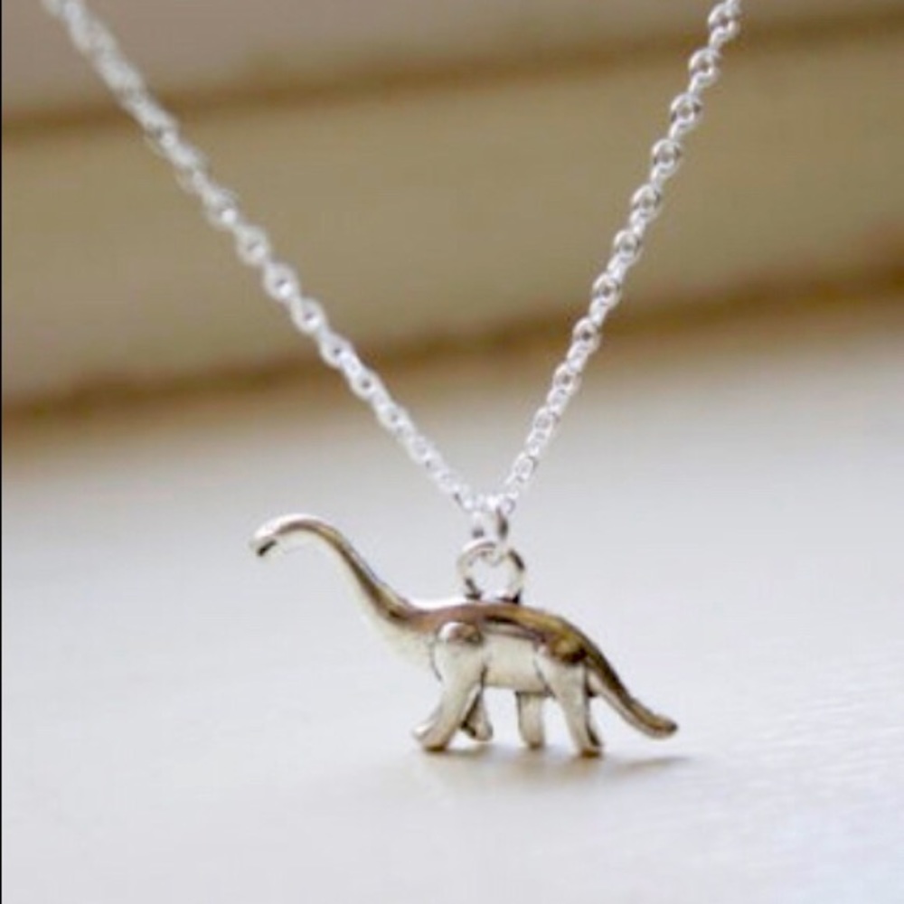 NWOT 925 Sterling Silver Dinosaur Necklace